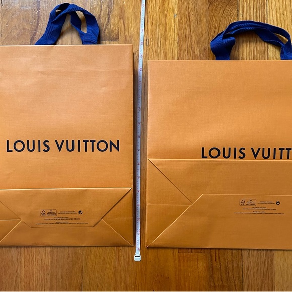 Authentic LV Gift Bag - Picture 6 of 6